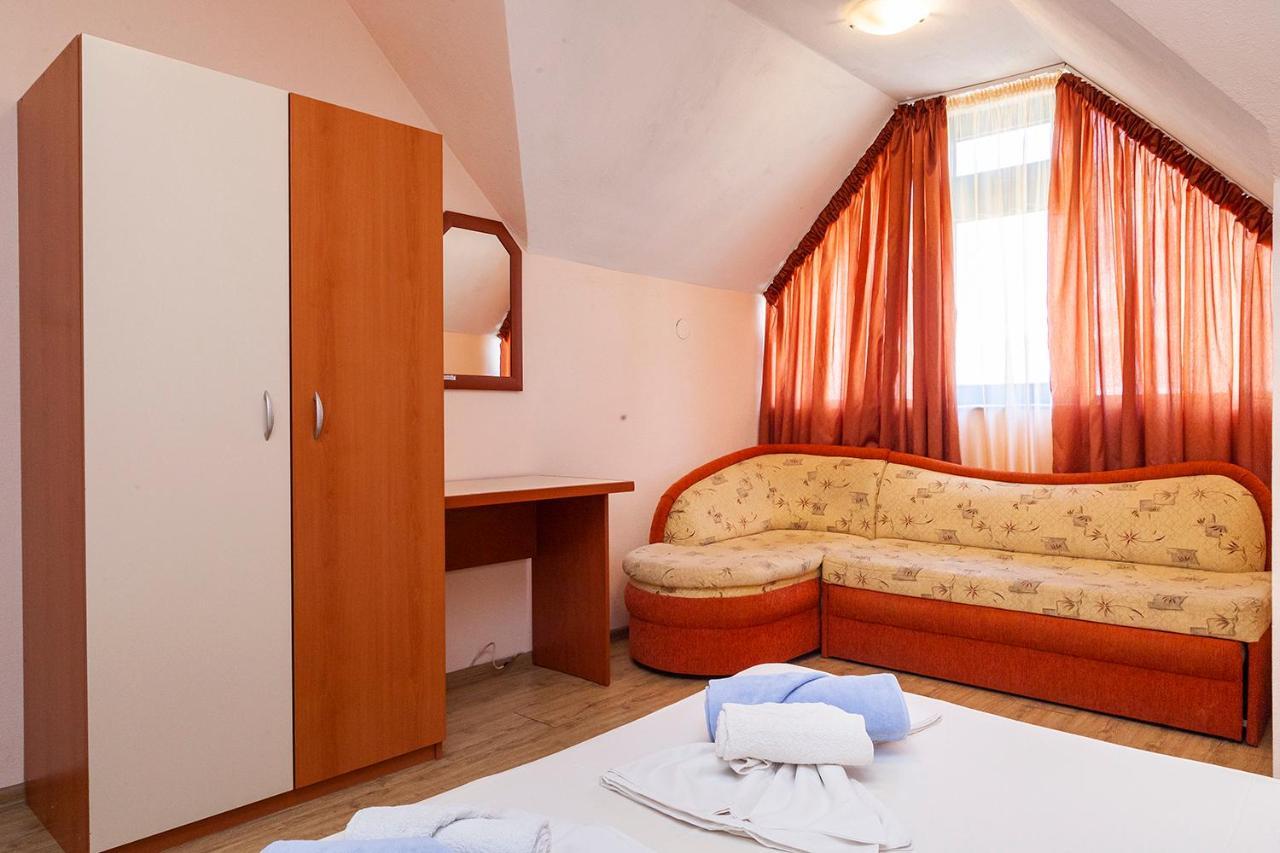 Ravda Bay Guest House Bagian luar foto
