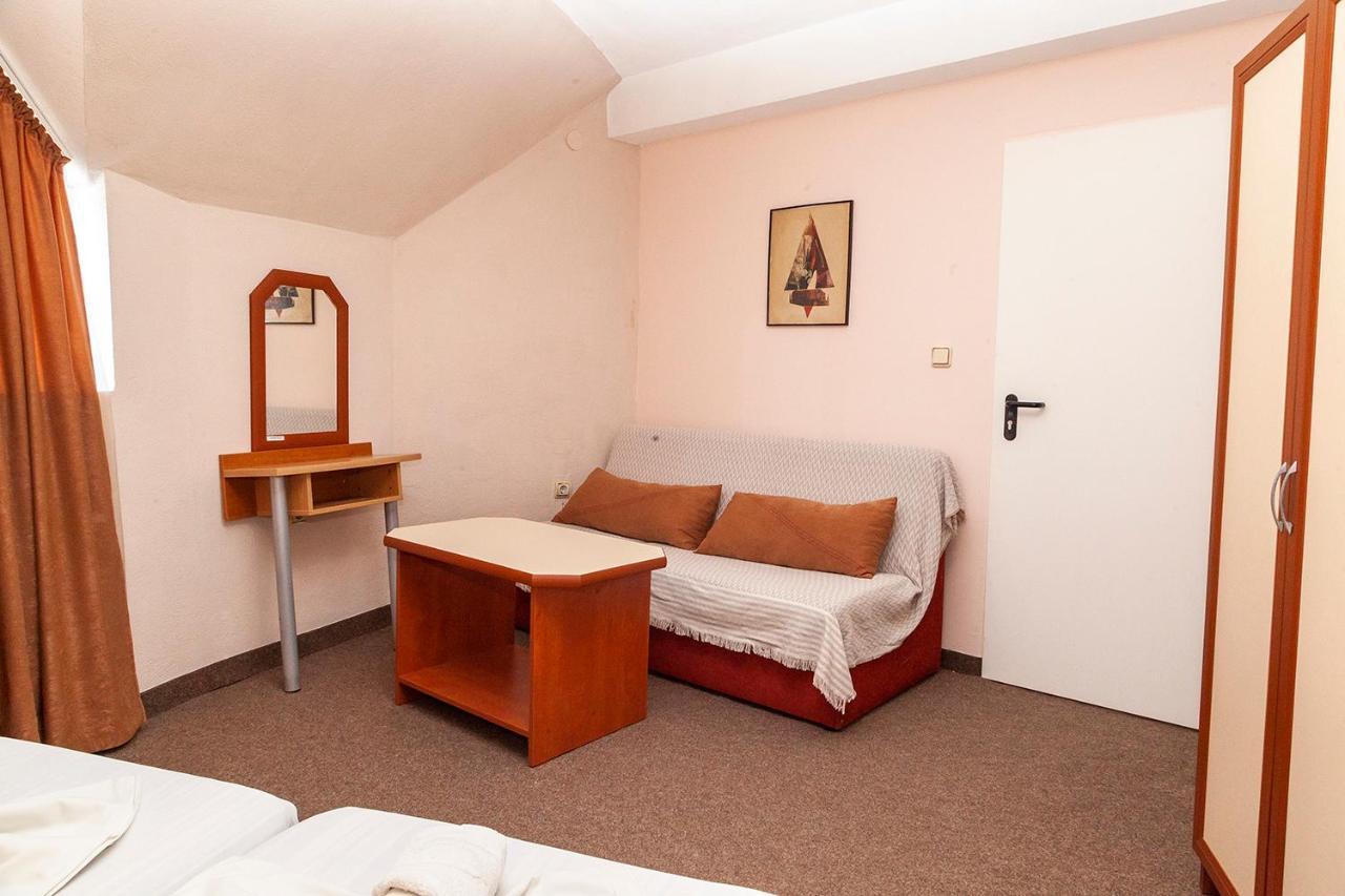 Ravda Bay Guest House Bagian luar foto