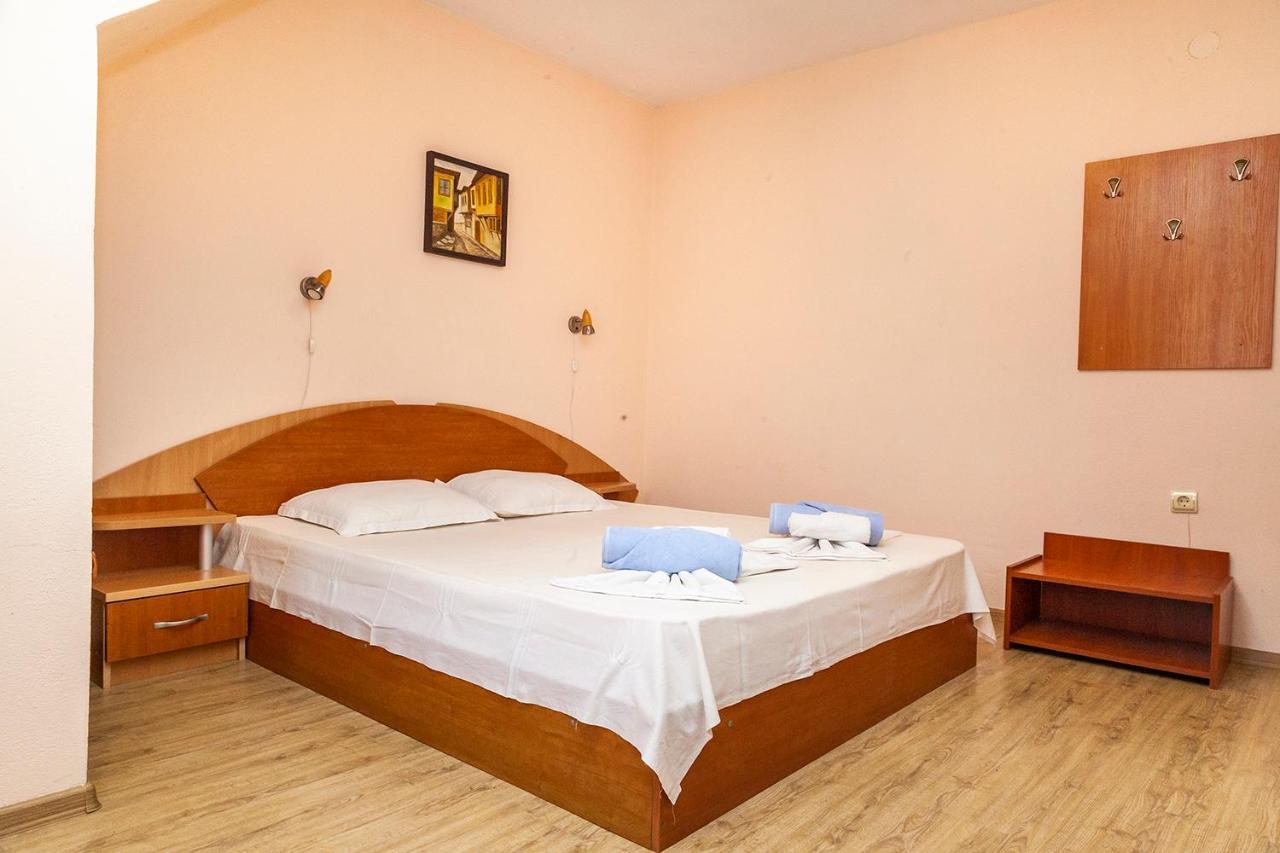 Ravda Bay Guest House Bagian luar foto