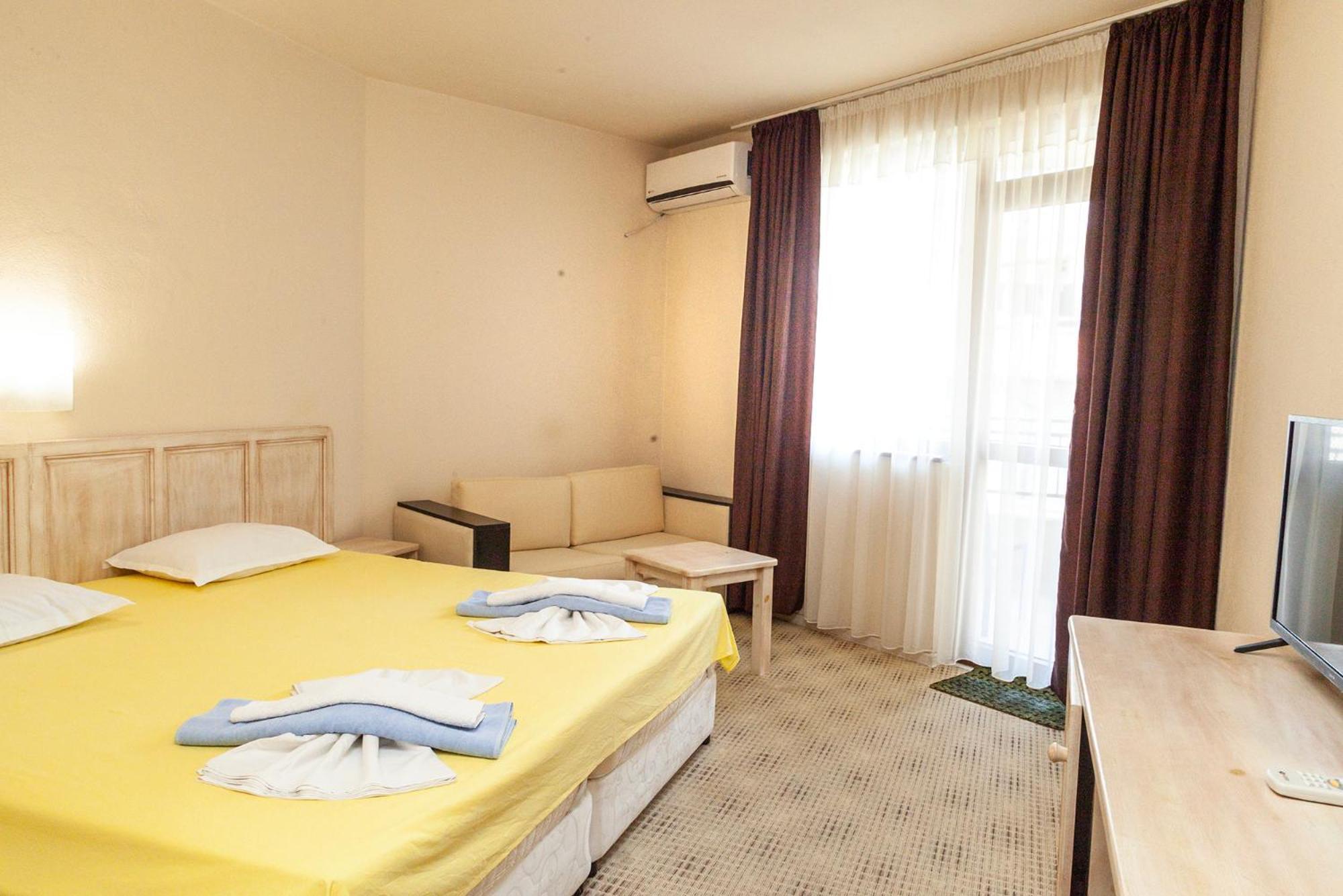 Ravda Bay Guest House Bagian luar foto