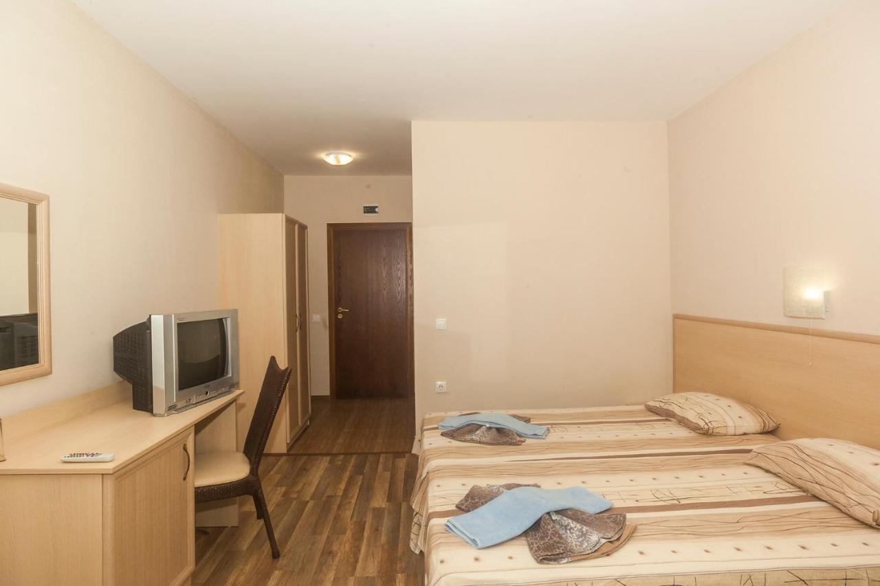 Ravda Bay Guest House Bagian luar foto